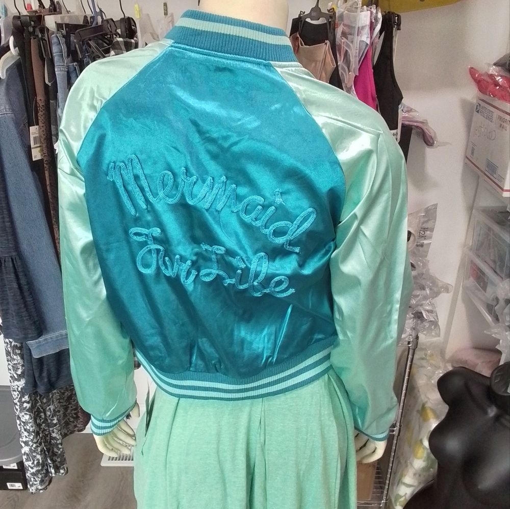 Iron Fist Bomber Satin Jacket NEW WITH TAGS - Picture 2 of 14
